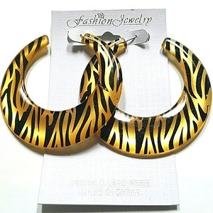 NWT GOLD ZEBRA STRIPES HOOP EARRINGS
